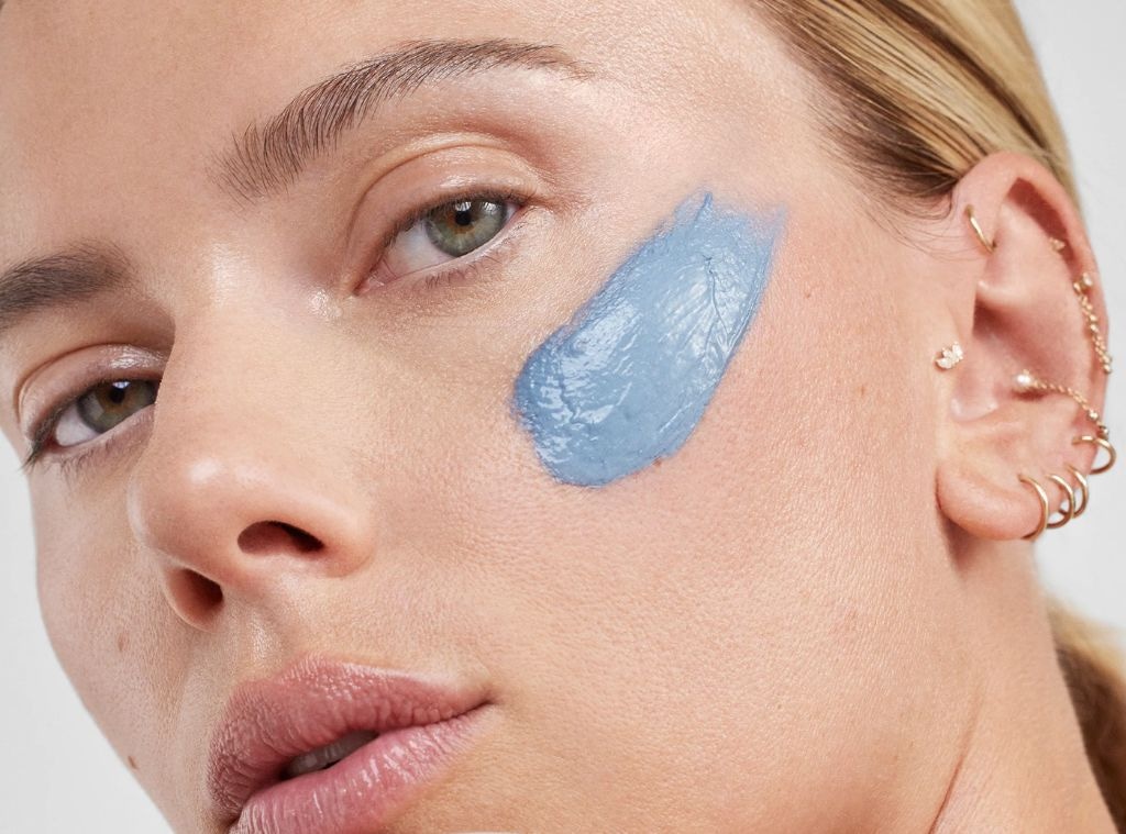blackheads hero image.jpg