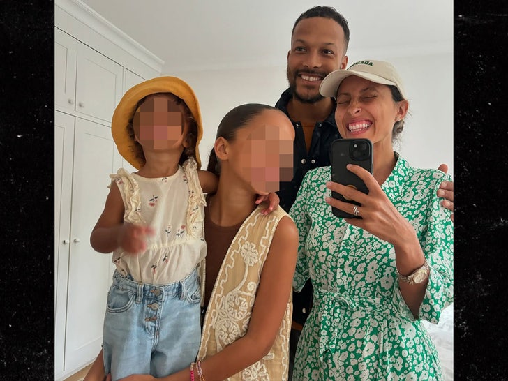 chantelle thompson joe thompson family instagram blur sub