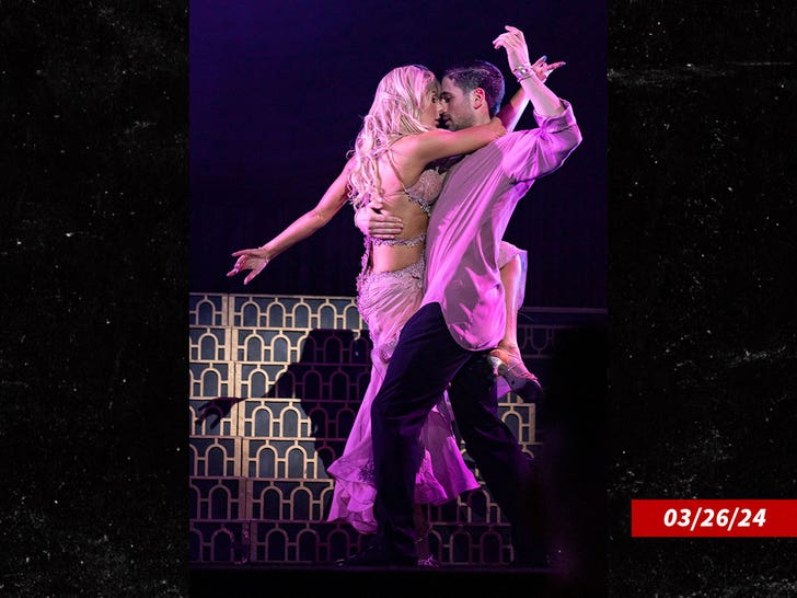 Emma-Slater-Alan-Bersten-dwts-sub-1