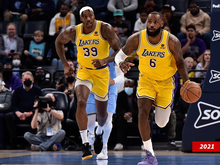 03738c65d220489f99ce5eddfb6910bb_md dwight howard lebron james getty 1