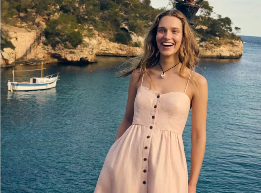 04c8708c-8a16-4776-88a0-cf351a191006_1749651108 Shop Banana Republic Factory Summer Sale_1024x759.jpg