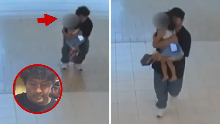 053886c7c39b4789b90771db70d31529_md 080125_mall_kidnapping_kal
