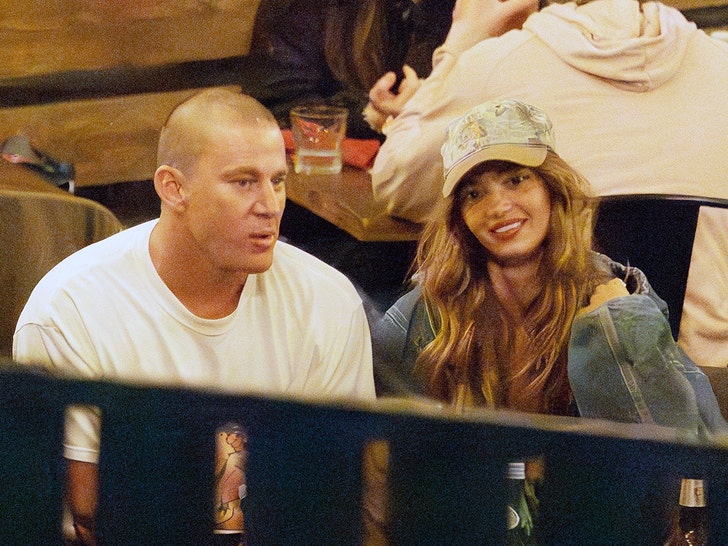 0543feaeeeb8493f87901badf7b05e26_md Channing Tatum and Inka Williams Enjoy Late Dinner