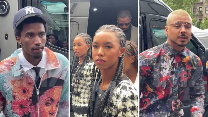 05d7f5a6158248f5bb8de9f49534e304_md 062725_diddy_family_arrival_kal