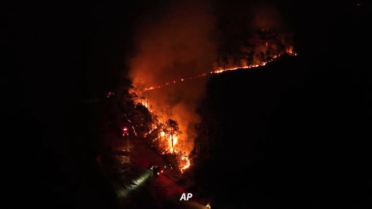 042325_nj_wildfire_2010713
