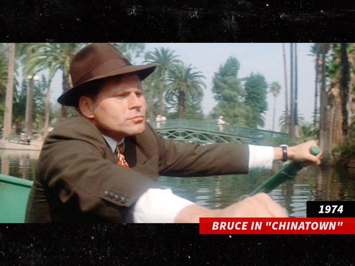 082cc2e8016b4e7395e4b1899f212ab1_md bruce glover chinatown getty sub swipe