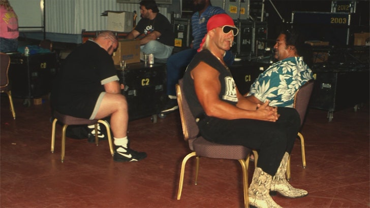 08c418ac2ce0466e9f96d76696008b70_md 040925_bret_hart_promo-kal