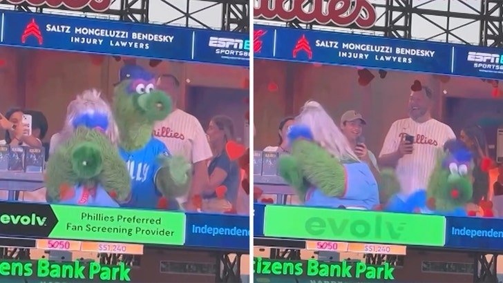 09dbe4bfd1784755bd9cde2036457b62_md-1 071925_phillies_mascot_kal