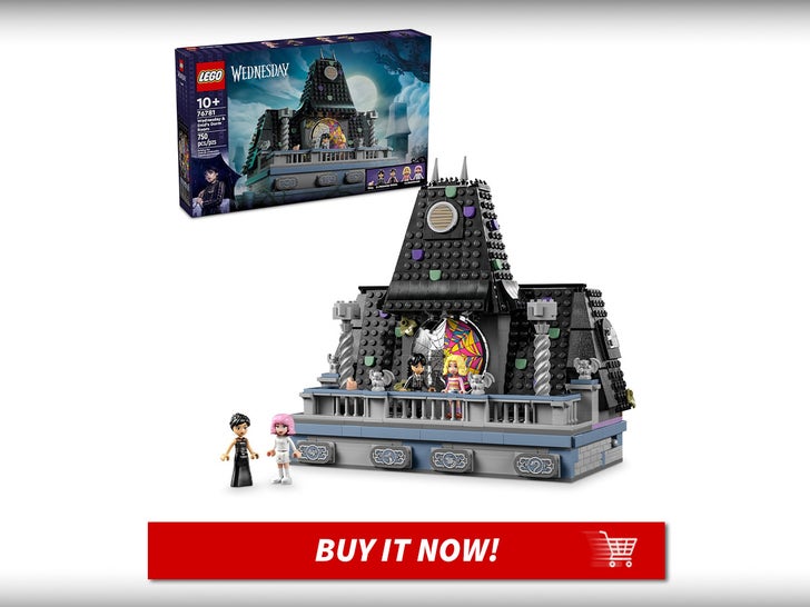 0aa214b8b108451c84e06116012db226_md Lego-Wednesday-And-Enids-Dorm-Room-Playset-Wednesday-Merch-MAIN
