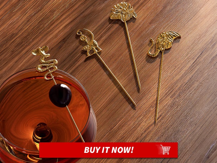 0c2b4b19c31b463f81a159f49567d0da_md Brass-Cocktail-Picks-MAIN