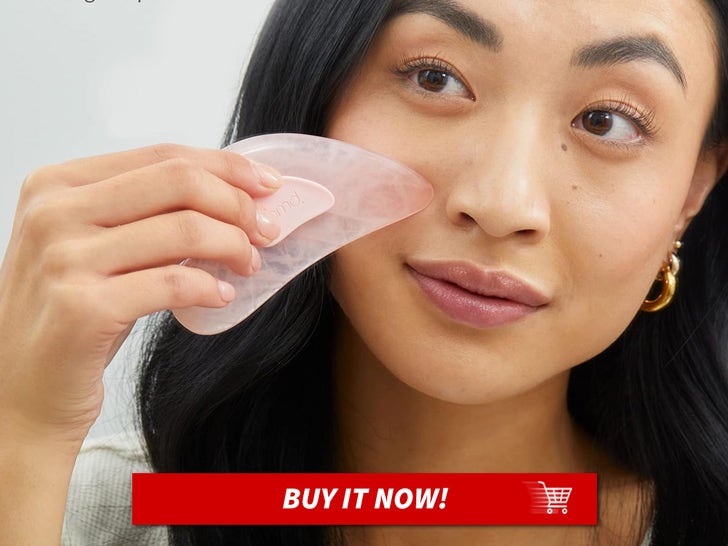 0c59d5fb9ca14bff830c1566d8adfe33_md PMD-Beauty-Gua-Sha-MAIN