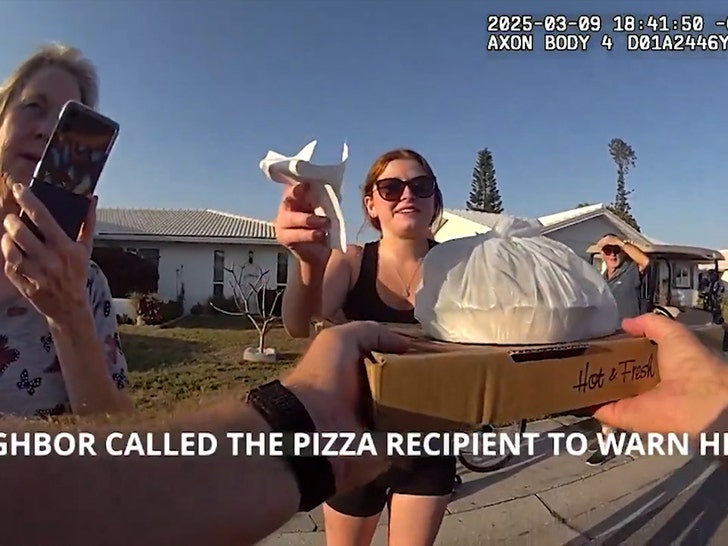 0cc0af83d3b64d80873d5453949d6e3e_md 031325-gator-pizza-1