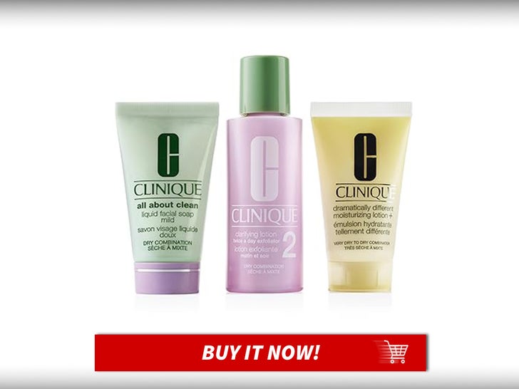 15a0f868aeb4453f9e143c12e0446941_md Clinique-3-Step-Refresher-Course-Skincare-Set-Moisturizers-For-Fall-MAIN