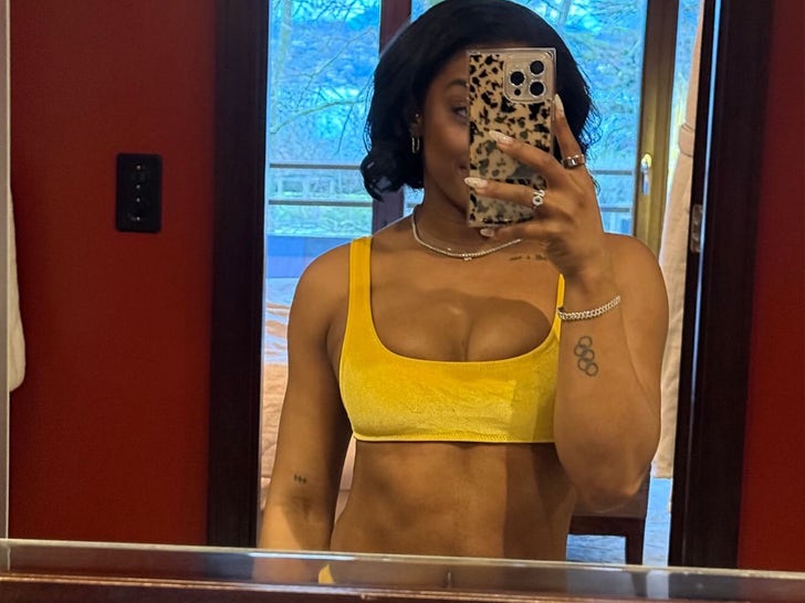 16e308b655be49d5987d175a7b290f93_md 0124-Simone-Biles-Jonathan-Owens-Switzerland-Sub2