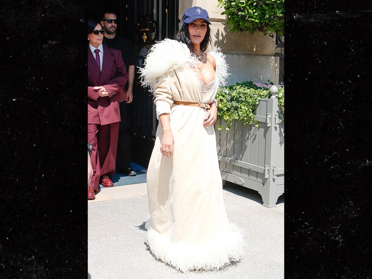 kim kardashian kris jenner mega
