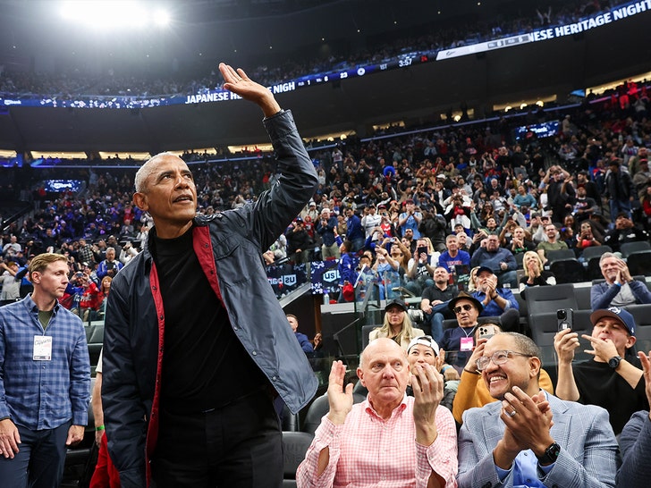 Barack Obama Spotted Courtside at Clippers Game getty 2