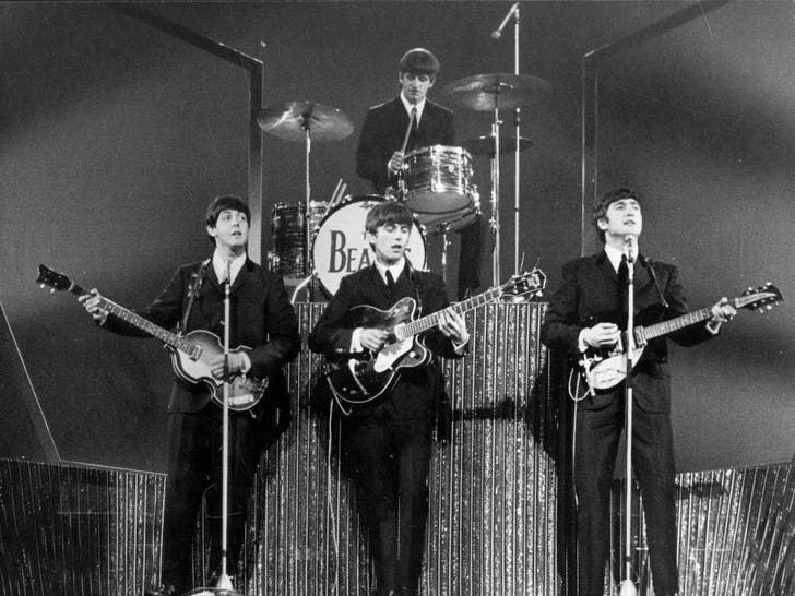 1bb985f97c1844e8908d5f3618421f95_md Old School Beatles Photos