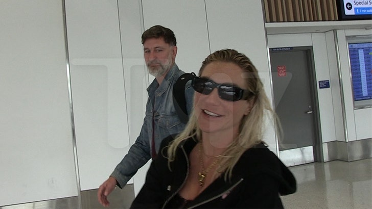 1ccdfe9892a9442d970c915d237b20a7_md kesha-kal-04-30-25