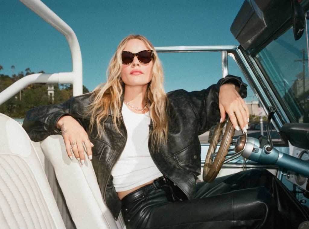 shop_quay sunglasses linkby_hero.jpg