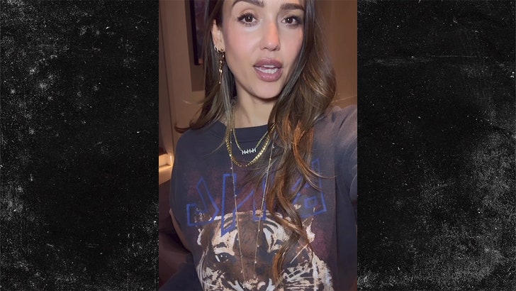 1e97231d996b4f07b4553a3ec73d3d19_md-1 020125_jessica_alba-kal