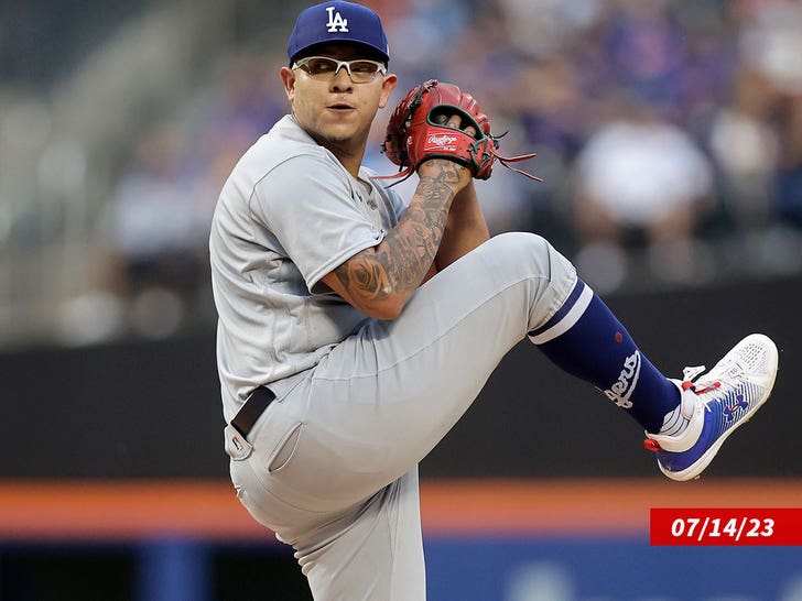 1eb5988117694638bd85e1bfa213d44f_md Julio urias