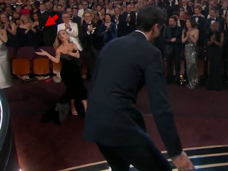 24761350ec714492b68358b767ae403b_md 030325-oscars-brody-throws-gum-solo