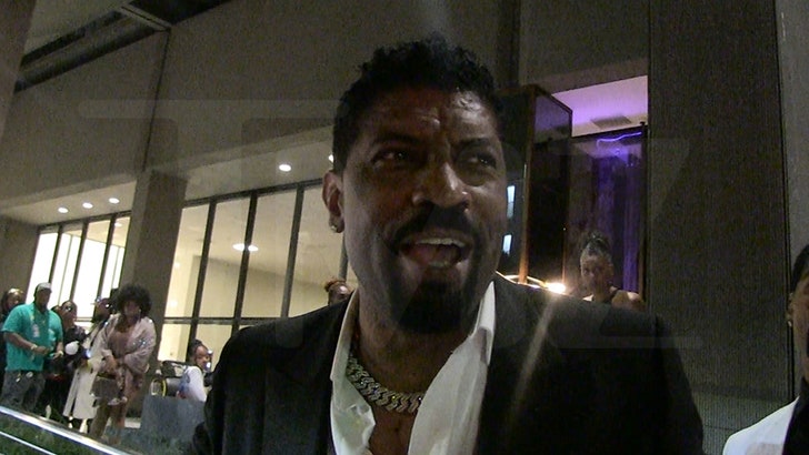 27cfc4c8b08346e2863bae4d56774b53_md 061025_deon_cole_kal