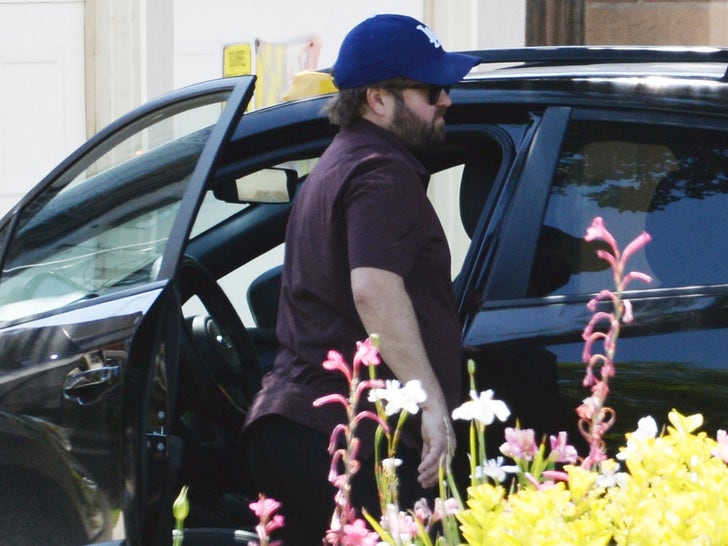 0515-Hailey-Joel-Osment-Walking-His-Dogs-After-His-Arrest-primary-2