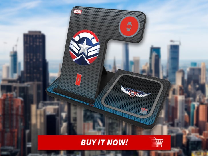 2aac94f066fd40308b44cd8eefc20614_md 3-in-1-Charging-Station-MAIN