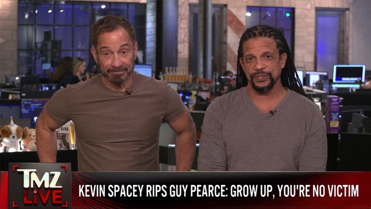 2dce5819136f4167abe2a946a55392ef_md 021925_tmz_live_kevin_spacey