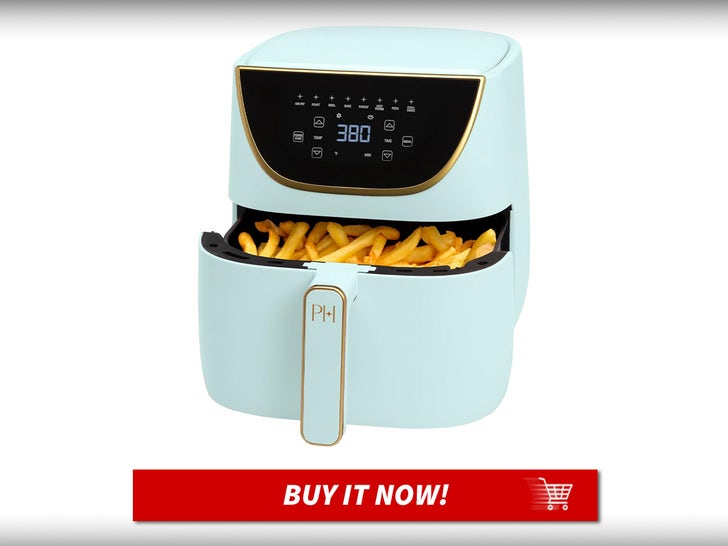 31bca064649842c99f483cddf6478a66_md Air-Fryer-Prime-Day-Paris-Hilton-MAIN