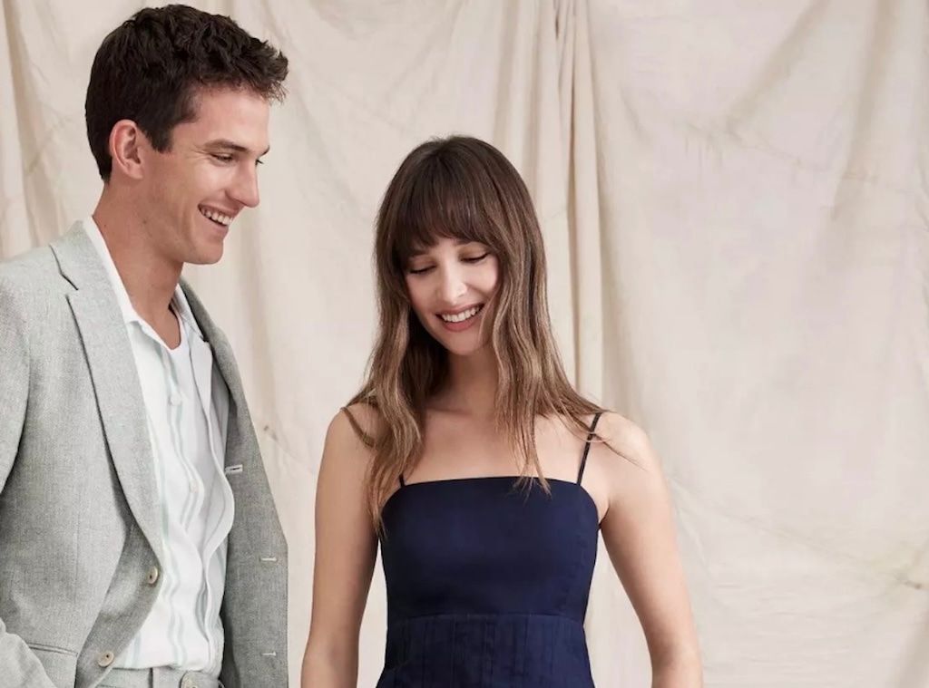 32041940-790a-41de-9d11-1f500eae00be_1744140921 bananarepublictop.jpeg