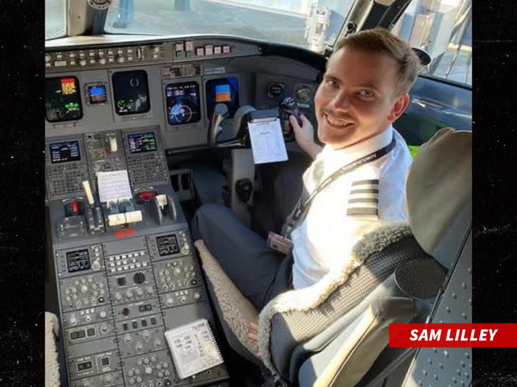 32dee4e645b04dc6b3687e986fe977ea_md Sam Lilley pilot onboard the American Airlines Plane