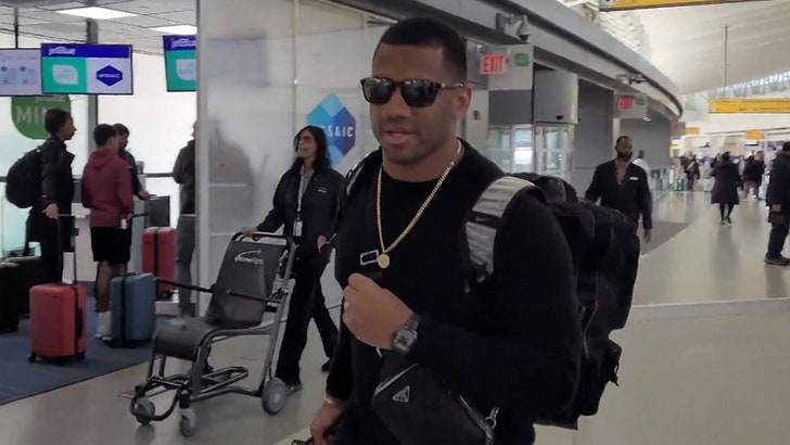 340a1d8108b742a9999b8f4fa785546d_md 031425_russell_wilson_kal
