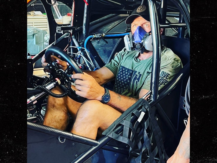 Randy-Couture-Instagram-@dominateracing1-1