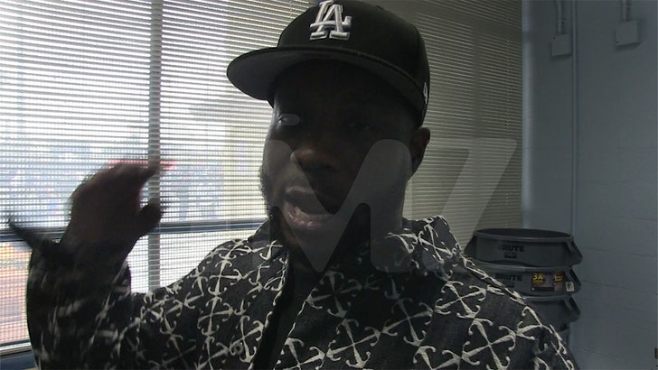 3624452ed4c34bf7b2ca5bb4f33f1a15_md 121324-tde-xmas-jay-rock-kal