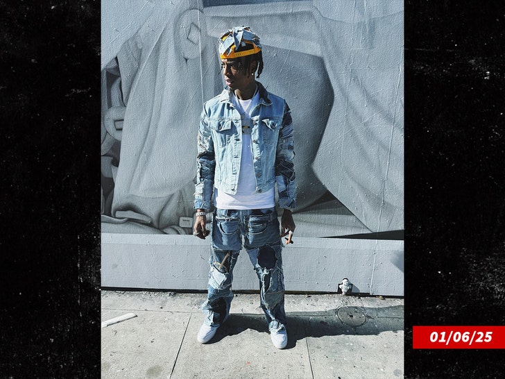 3697d44060b04633a42bf637f9e2cf11_md-3 soulja boy insta 1