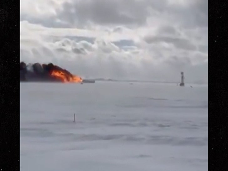 375b584b7faa40c5a4f92c4ce4f0c0ba_md 021825-plane-crash-primary-2