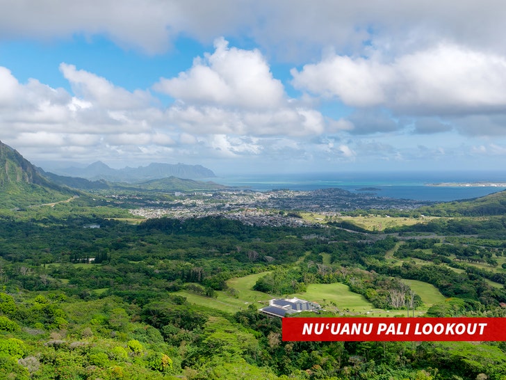 Nuʻuanu Pali Lookout