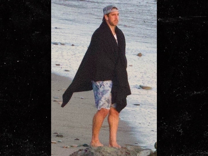 395e39225f6349e6ae403880c3c5cf62_md Aaron Rodgers