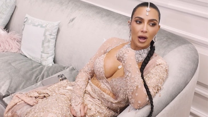 3b387fe58de346729204d4052707fc00_md 031325_kim_kardashian_kal