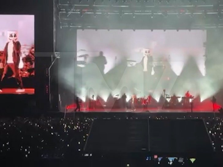 3cd1e81aeffb450e9a92707c5af572dc_md 020225-jelly-roll-primary-2