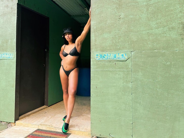 3e68a83cd34c4c03999d7c747a3dc5c3_md Ayesha Curry