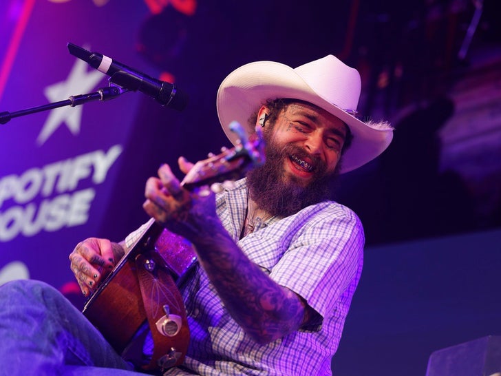3f8124a468024cfc97cacf2665025164_md Post Malone Performance Pics