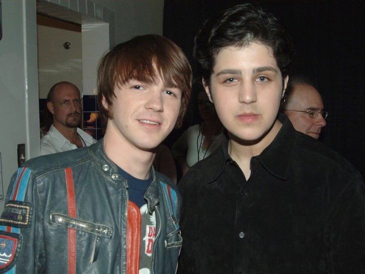 415c5ea05cdc4c81a9fbf00f996f20dc_md Drake Bell & Josh Peck Together