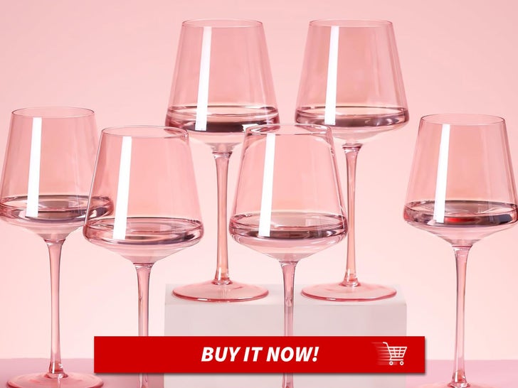 427d97b054294bd1aa8553c475c79268_md Physkoa-Wine-Glasses-MAIN