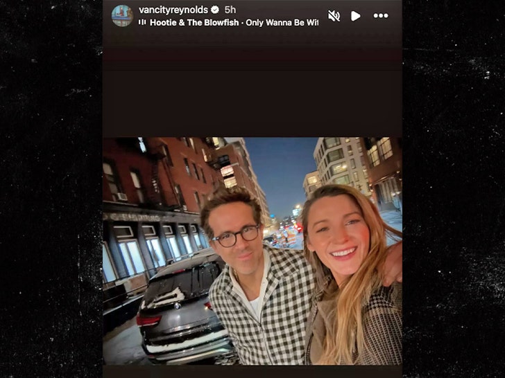 46c5c4a39b994641adbc658c8d6fdcc5_md blake lively and ryan reynolds