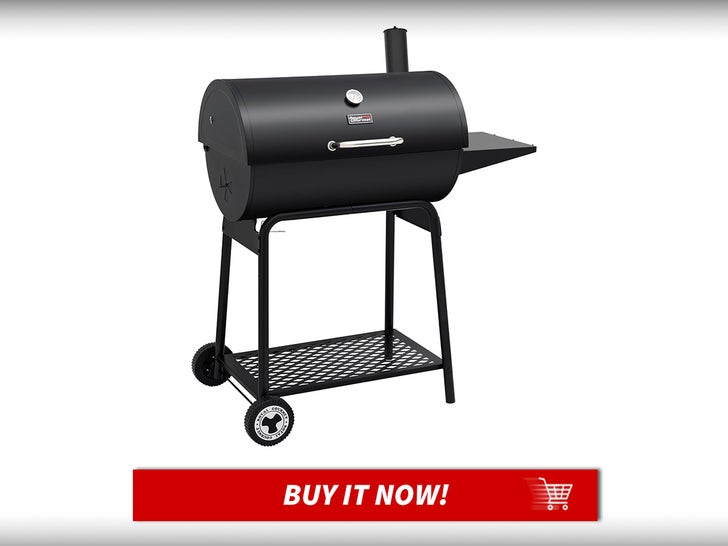470f73ca942048db8b371873f0e4a1d0_md Royal-Gourmet-Charcoal-BBQ-Grill-NFL-Kickoff-MAIN