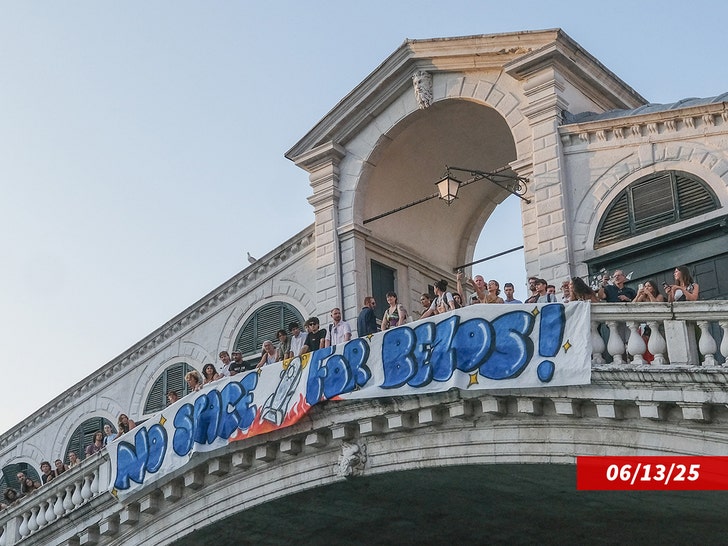 jeff-bezos-protest-banner-sub-getty-1