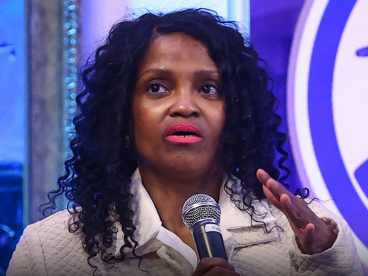 danielle spencer shutterstock main
